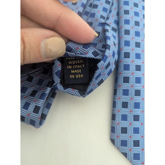 Brooks Brothers Tie Stain Resistant  Geometric Silk‎ Handmade In USA W4"L59" - Picture 7 of 9
